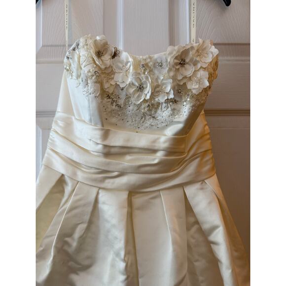 Tea Length Galina Wedding Dress Size 10 - Picture 3 of 6